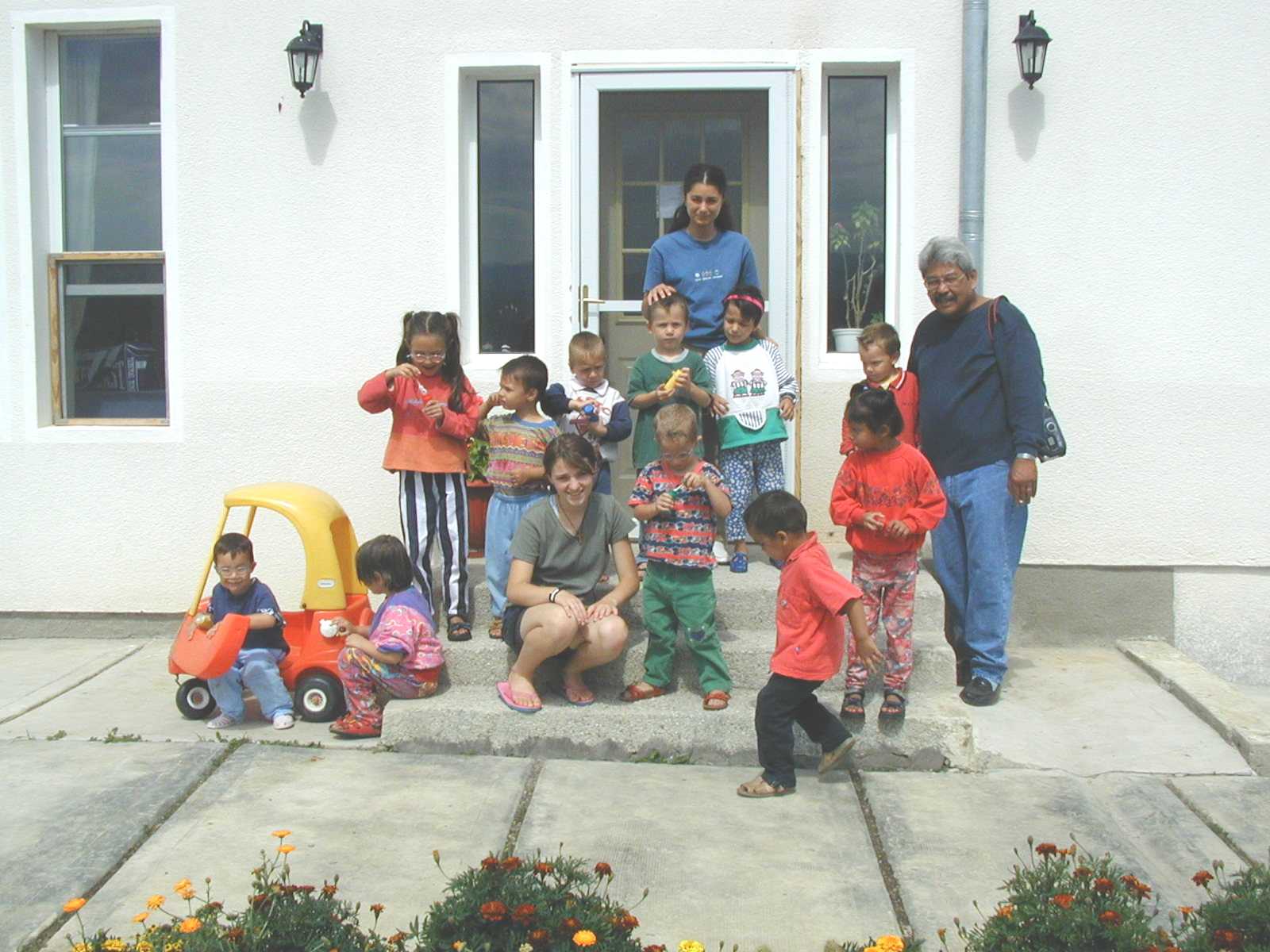 Frank Mendiola and the children at Bistritia.